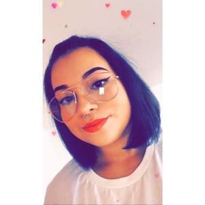 Meet your Posher, Janely